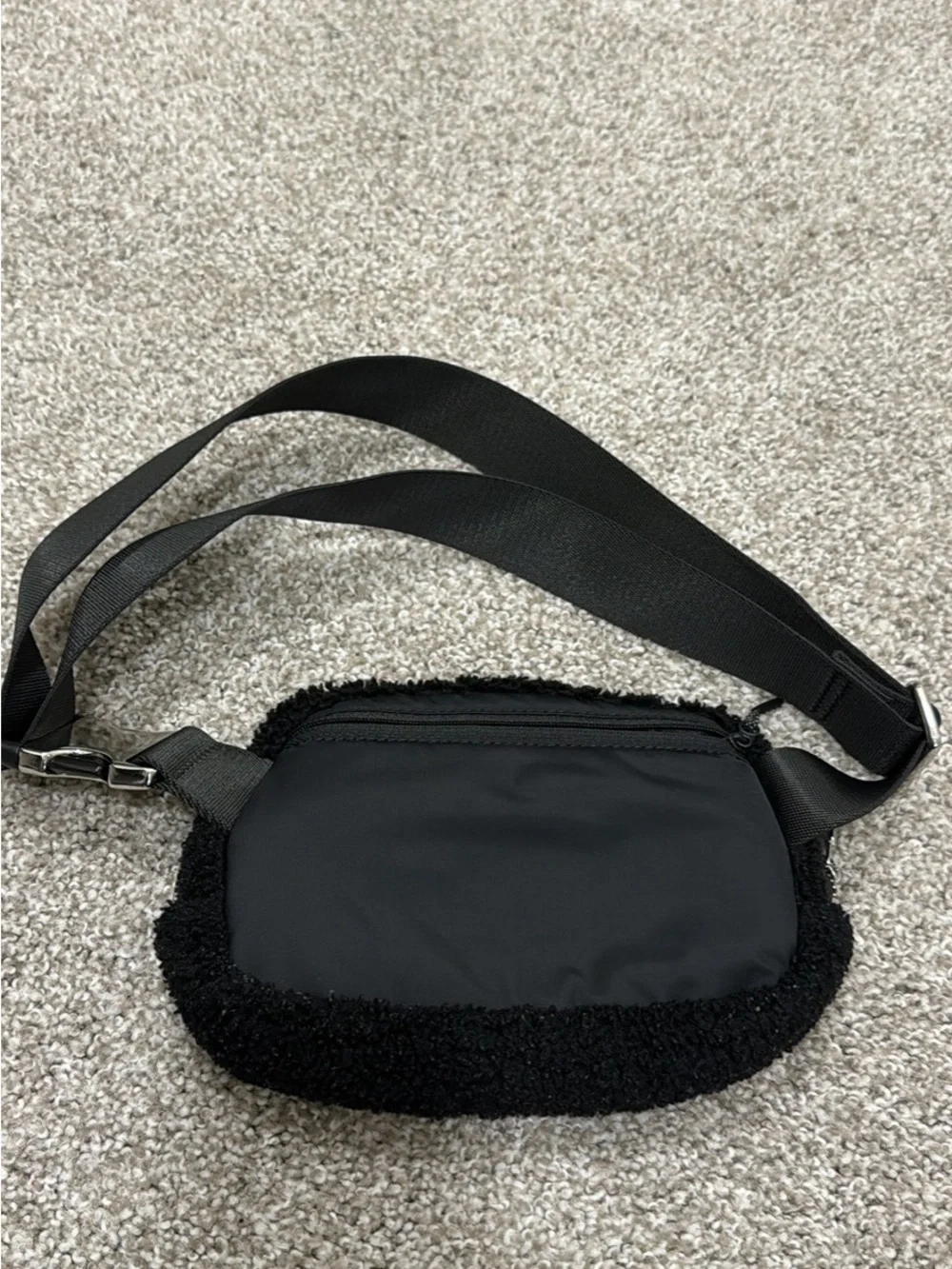 lululemon athletica Black Fleece Belt Bag
